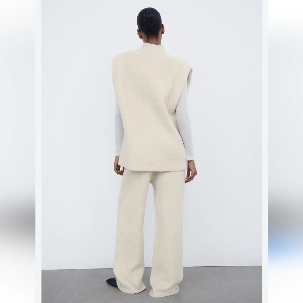 Zara Set 2 pc Vest and Wide Pants Size S
